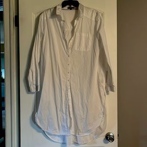 Long sleeve over size button up white shirt